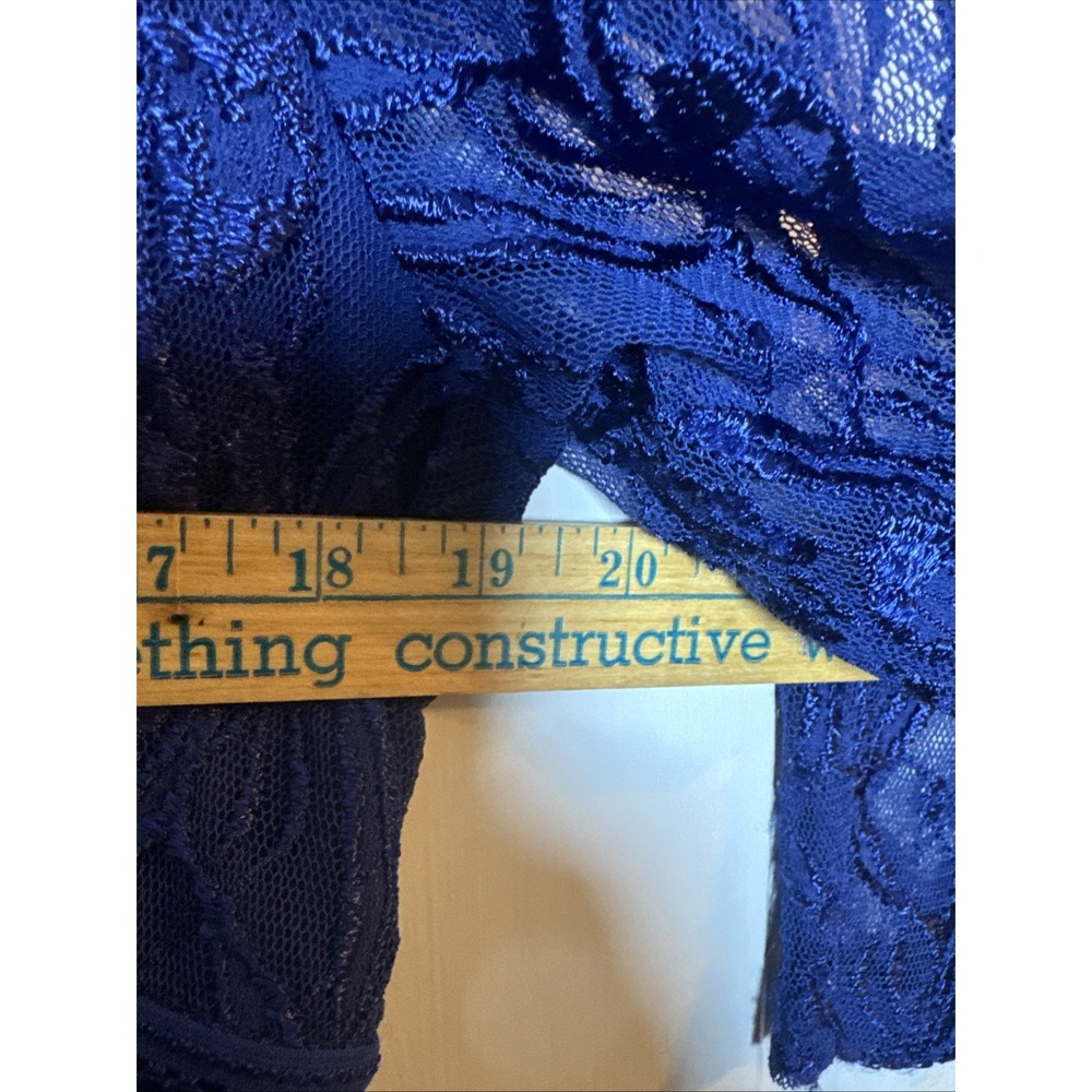 Alfani Women's XL Royal Blue Lace V-Neck Top 3/4 Sleeve Lined Blouse Elegant - Picture 3 of 5